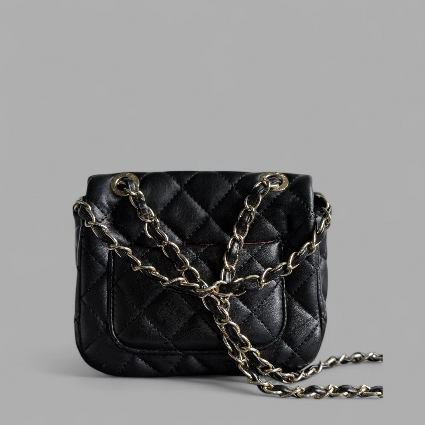 Preloved Black Quilted Flap Bag – Classic & Stylish